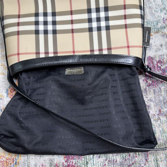Burberry Vintage Nova Check Shoulder Bag - Picture 10 of 11